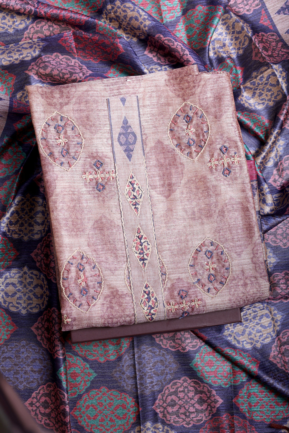 Elegant Linen Jamdani Suit Set with Katha & Thread Work