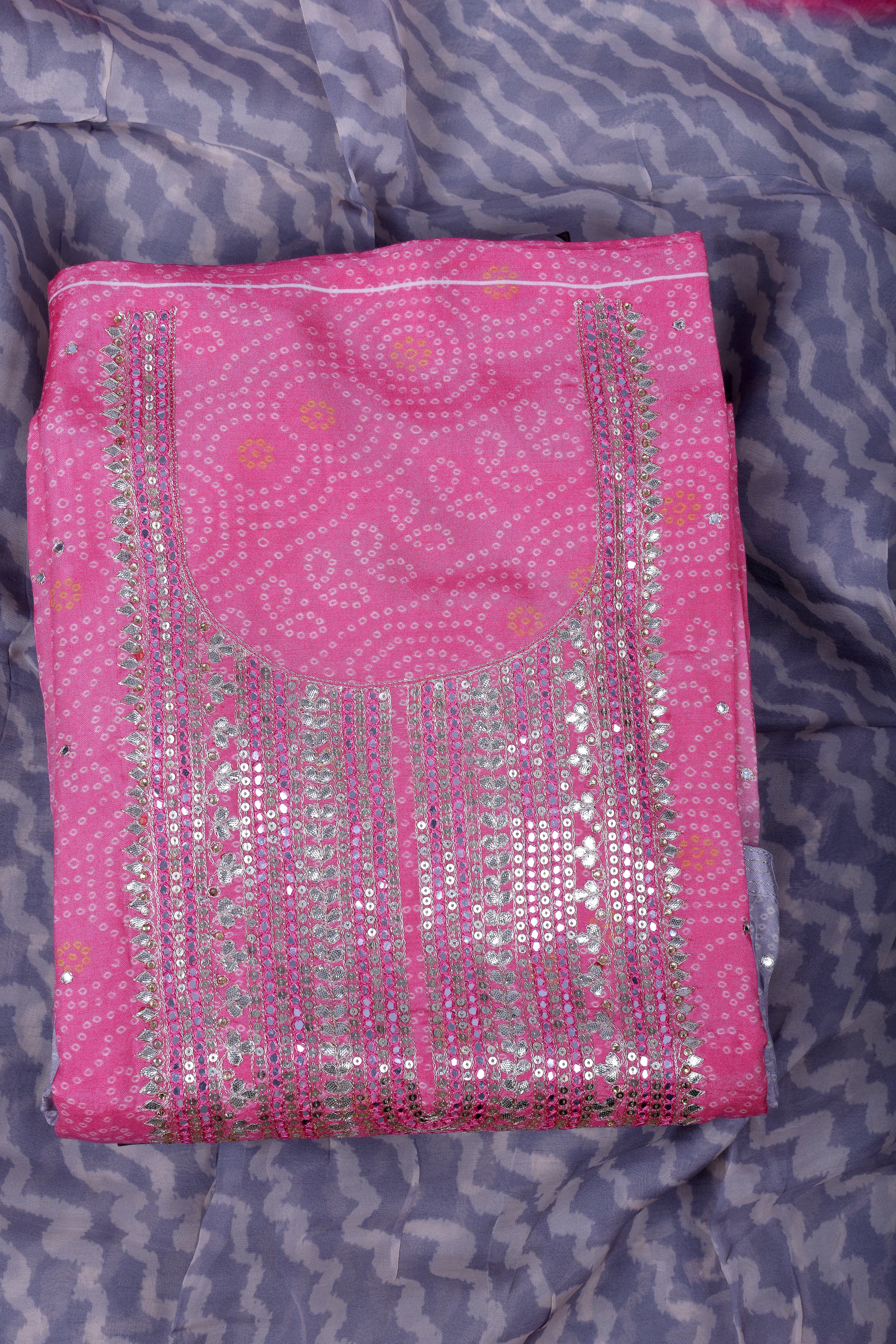 Elegant Pink Muslin Suit Set with Gotta Work & Bandhej Detailing