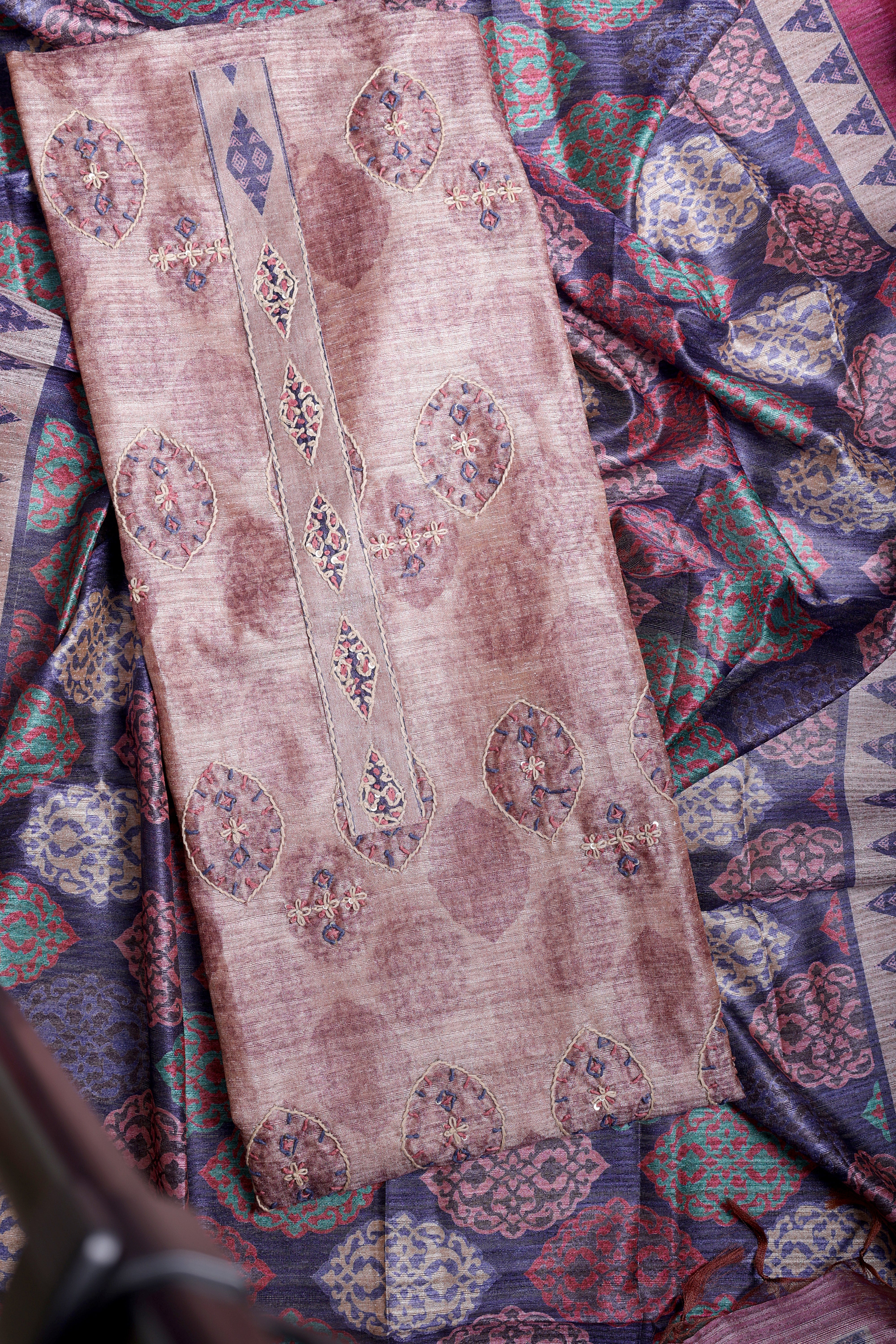 Elegant Linen Jamdani Suit Set with Katha & Thread Work