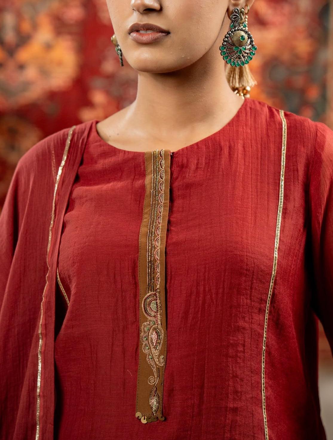 Deep Maroon Mul Chanderi Suit Set with Minimal Gold Detailing