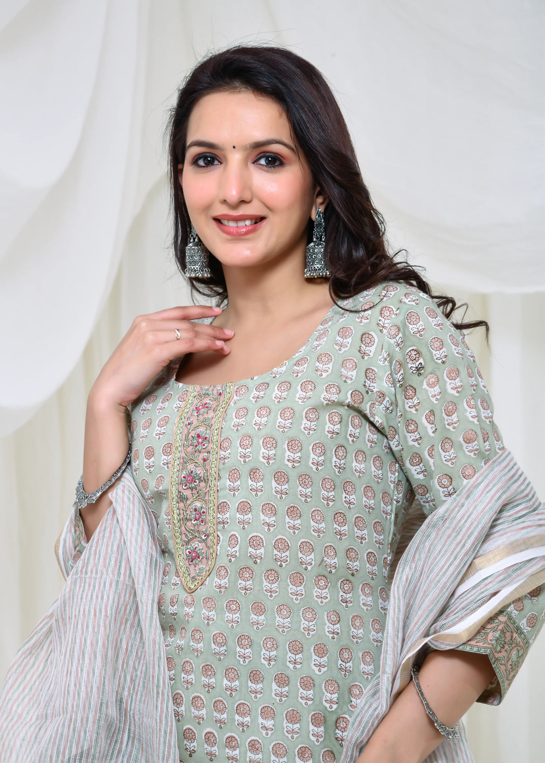 Pastel Green Cotton Suit Set with Kota Doria Dupatta – Handworked Neck