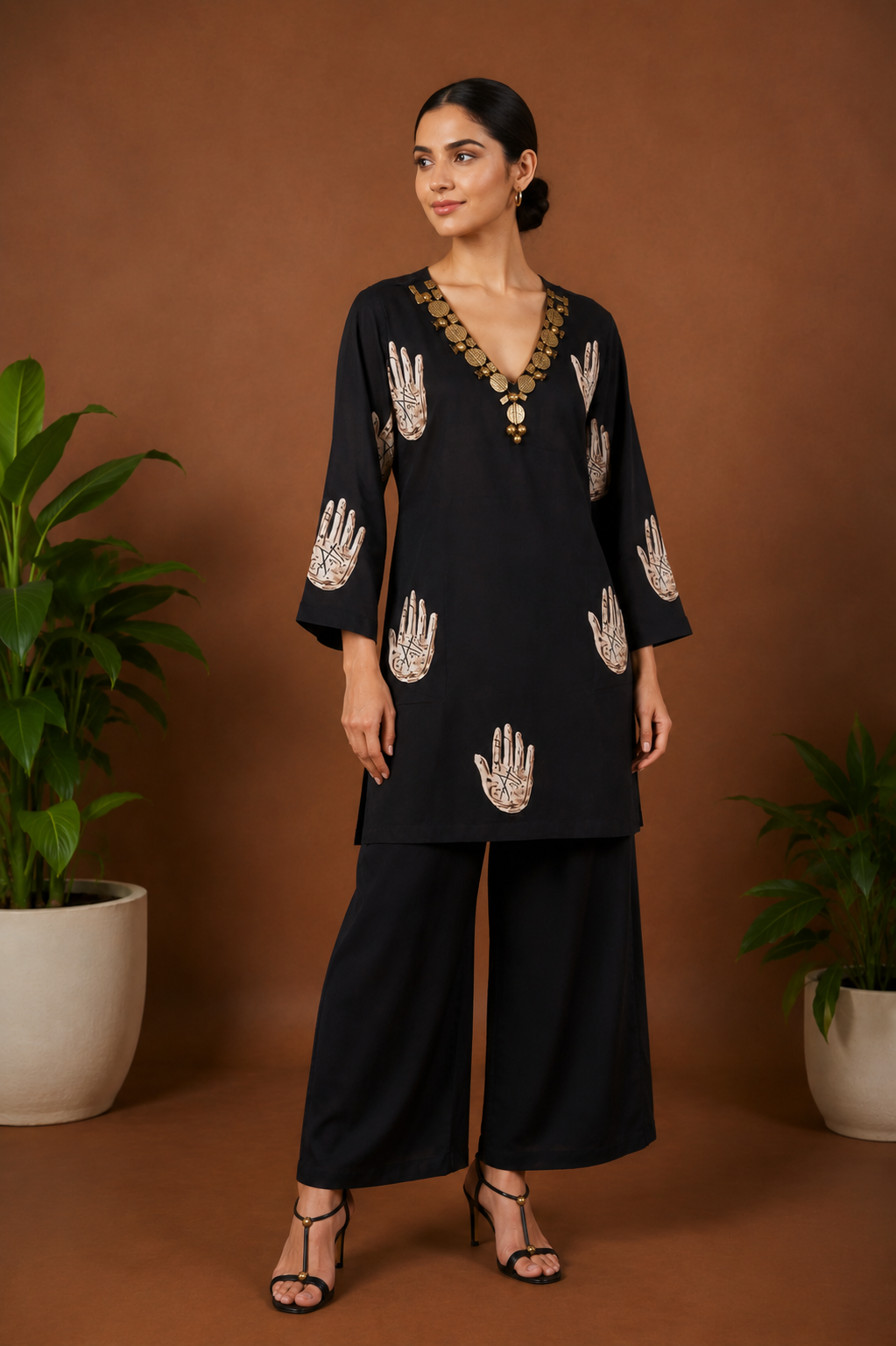 Black Muslin Coord Set with Hand Motif Print & Metal Neck Embellishment