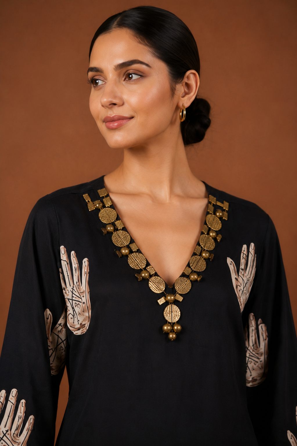 Black Muslin Coord Set with Hand Motif Print & Metal Neck Embellishment
